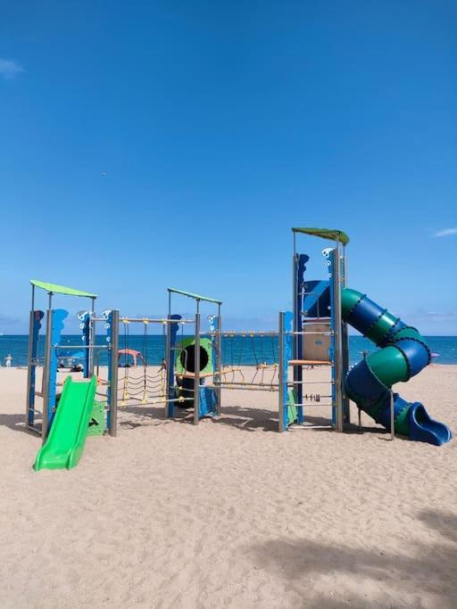 Apartamentos Cumbremar En Benicàssim Kültér fotó
